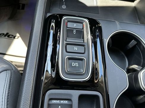 Used 2023 Honda Pilot Touring image 28