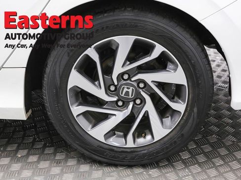 Used 2016 Honda Civic EX image 32