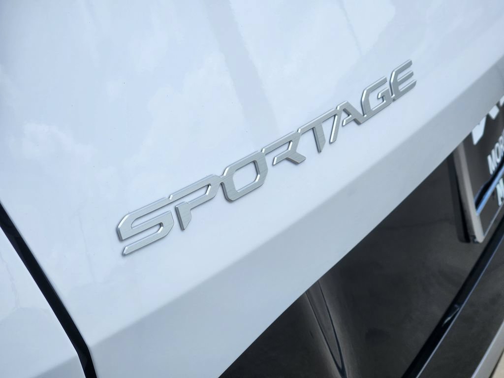 New 2026 Kia Sportage SX FWD image 8