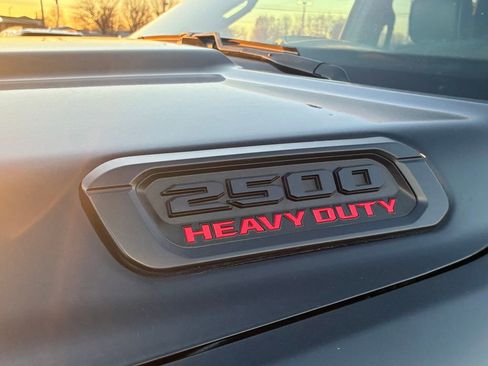 Used 2022 RAM 2500 Limited image 9