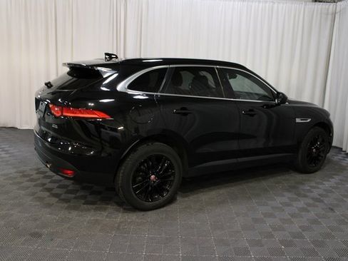 Used 2018 Jaguar F-PACE Prestige image 6