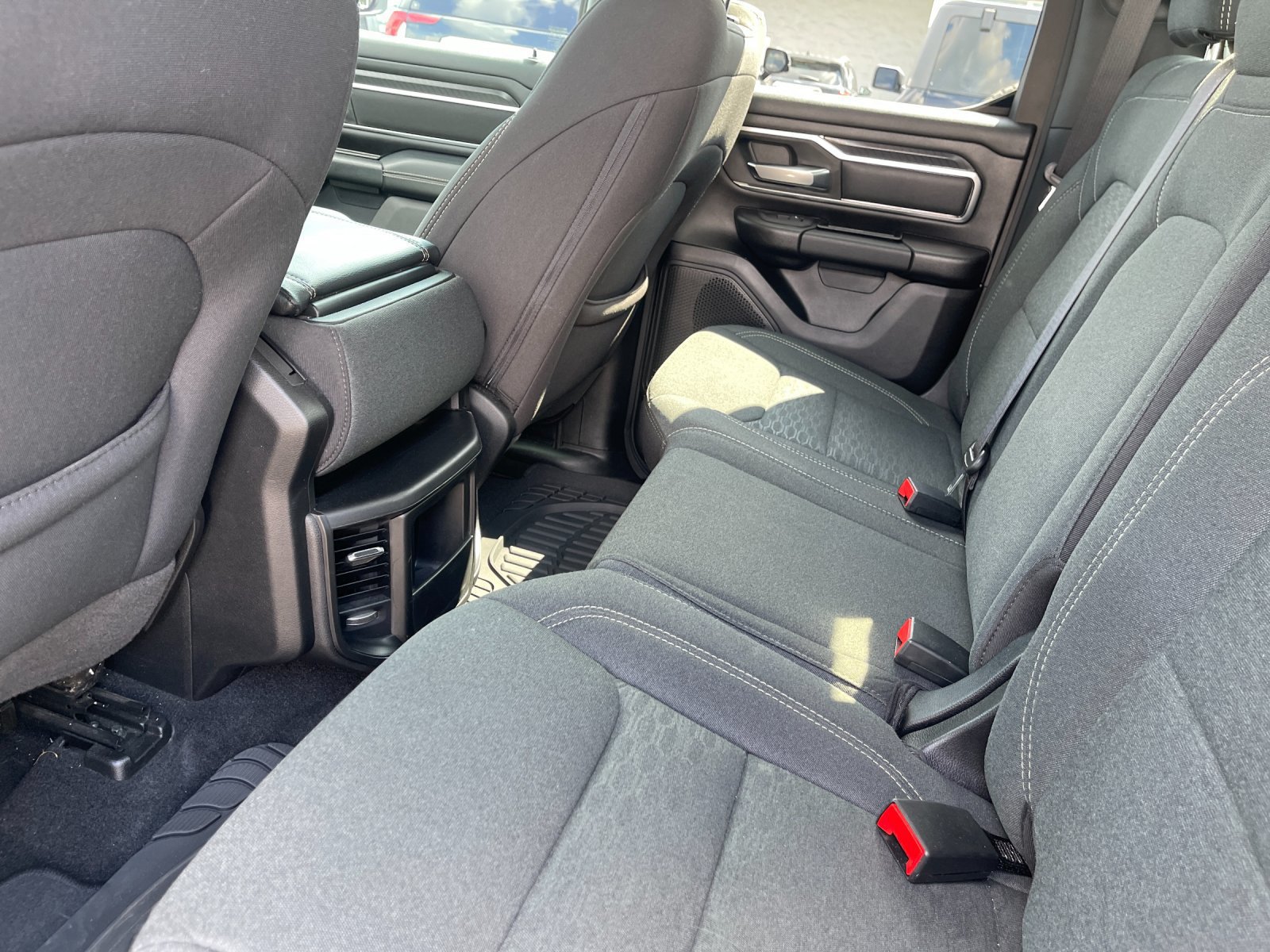 Used 2025 RAM 1500 Big Horn AWD/4WD image 13