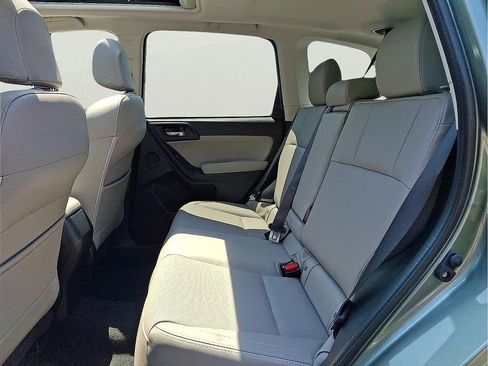 Used 2018 Subaru Forester 2.5i Limited AWD/4WD image 8