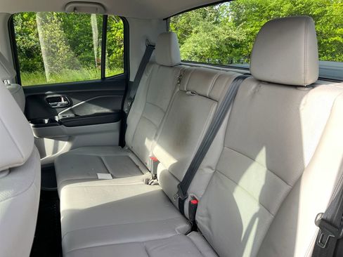 Used 2017 Honda Ridgeline RTL-T image 12