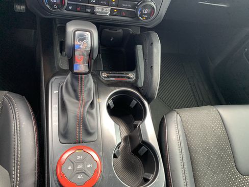 Used 2025 Ford Bronco Raptor AWD/4WD image 26