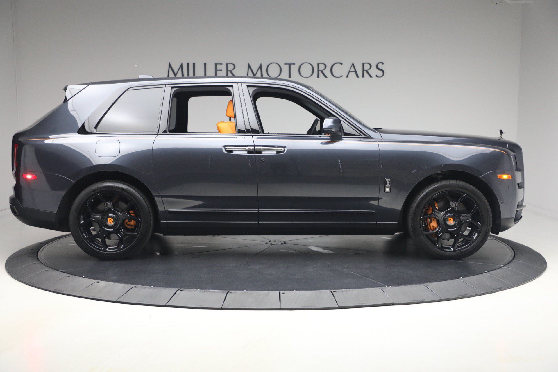 Certified 2024 Rolls-Royce Cullinan Black Badge w/ Driver's Package AWD/4WD image 11