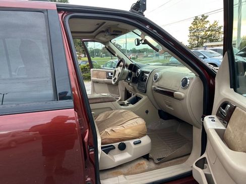 Used 2006 Ford Expedition King Ranch image 16
