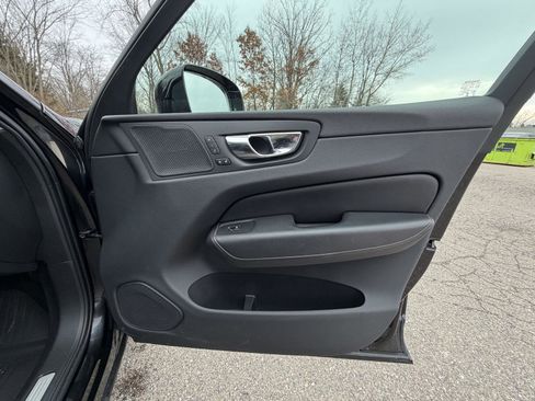 Used 2019 Volvo XC60 T6 Inscription w/ Protection Package Premier image 24