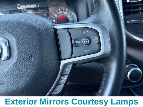 Used 2022 RAM 1500 Big Horn AWD/4WD image 17