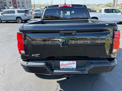 New 2026 Chevrolet Colorado ZR2 w/ Technology Package AWD/4WD image 10