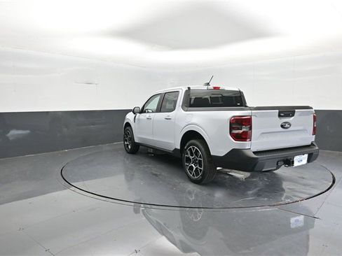New 2025 Ford Maverick Lariat w/ 4K Tow Package image 5