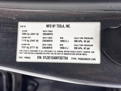 Used 2019 Tesla Model 3 Standard Range Plus RWD image 39