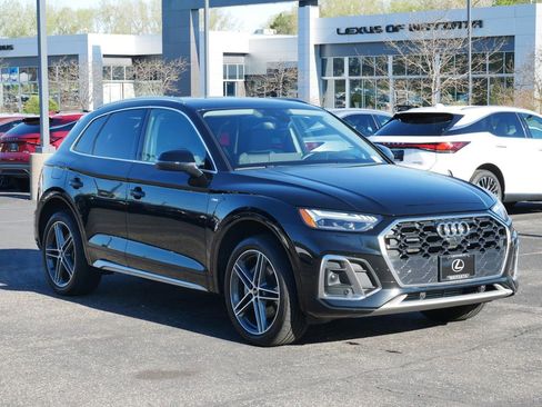 Used 2021 Audi Q5 e Prestige w/ Prestige Package AWD/4WD image 1