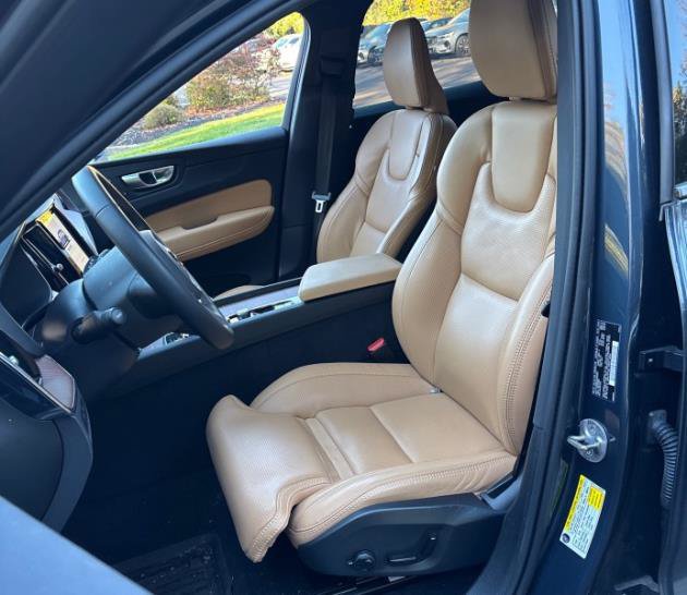 Used 2024 Volvo XC60 T8 Ultimate w/ Climate Package AWD/4WD image 5