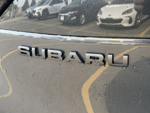 Certified 2025 Subaru Forester Limited w/ Popular Package AWD/4WD image 7