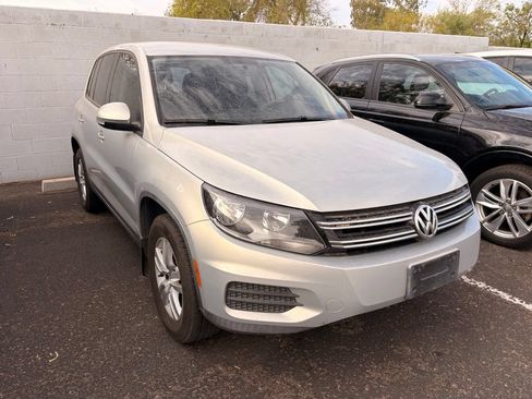 Used 2013 Volkswagen Tiguan S AWD/4WD image 4