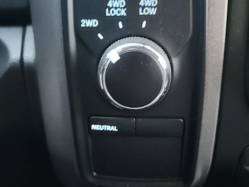 Used 2018 RAM 3500 Tradesman w/ Chrome Appearance Group image 14