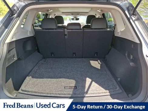 Certified 2023 Volkswagen Tiguan SE w/ Panoramic Sunroof Package AWD/4WD image 29