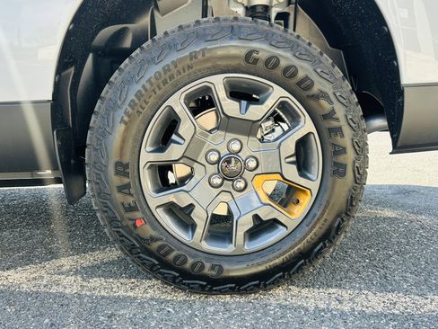 New 2026 Ford Maverick Tremor AWD/4WD image 24
