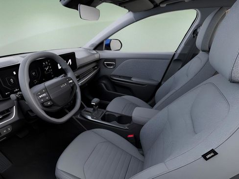 New 2025 Kia K4 EX image 35