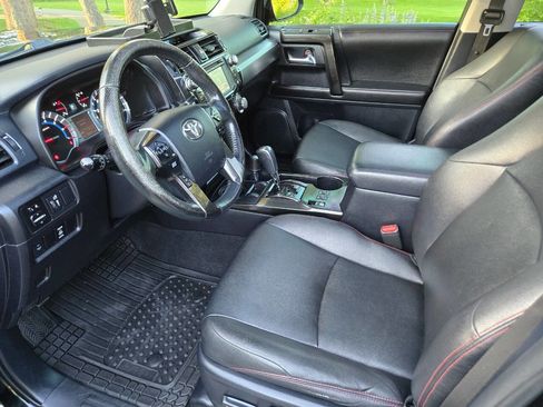 Used 2015 Toyota 4Runner Trail Premium AWD/4WD image 2
