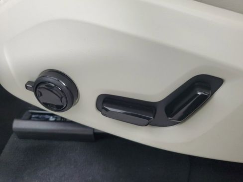 New 2026 Volvo XC90 T8 Ultra w/ Lounge Package AWD/4WD image 22