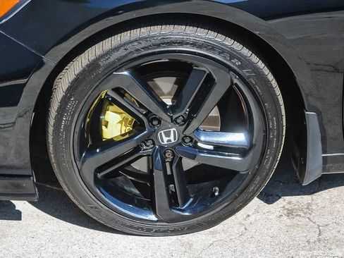Certified 2018 Honda Accord Sport image 9