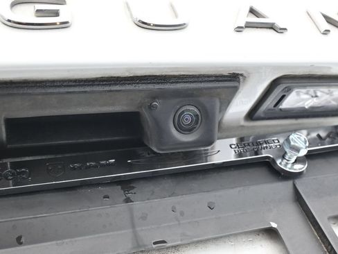 Used 2023 Volkswagen Tiguan SE FWD image 35