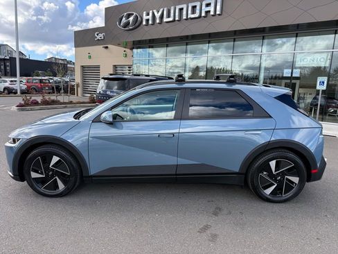 Certified 2025 Hyundai Ioniq 5 SEL image 2
