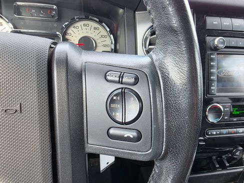 Used 2013 Ford Expedition Limited AWD/4WD image 17