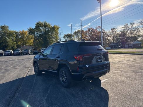 New 2026 GMC Terrain AT4 w/ LPO, Black Badging Package image 3