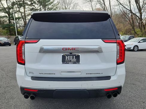 Certified 2022 GMC Yukon XL Denali image 23