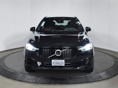 Used 2021 Volvo XC60 T8 R-Design w/ Protection Package Premier image 10