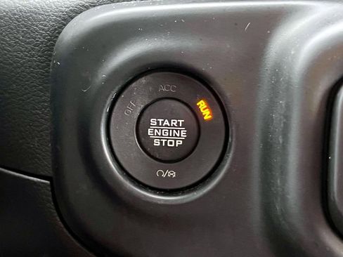 Certified 2022 Jeep Wrangler Unlimited Sport AWD/4WD image 29
