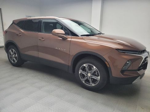 Used 2023 Chevrolet Blazer LT AWD/4WD image 11