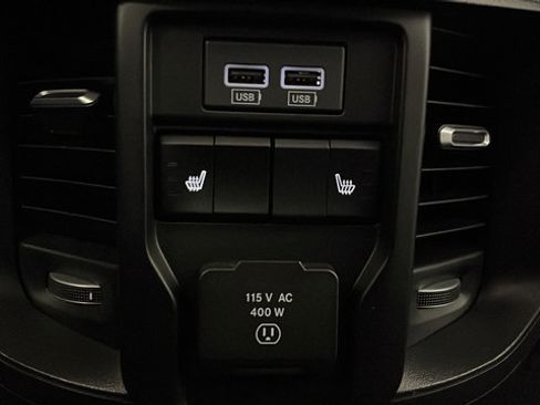 Used 2024 RAM 2500 Laramie w/ Night Edition AWD/4WD image 38