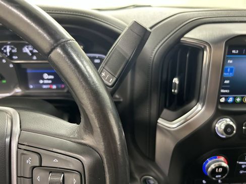 Used 2021 GMC Sierra 1500 SLE w/ X31 Off-Road Package AWD/4WD image 17