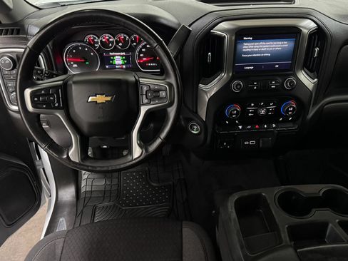 Used 2022 Chevrolet Silverado 2500 LT w/ Convenience Package AWD/4WD image 10
