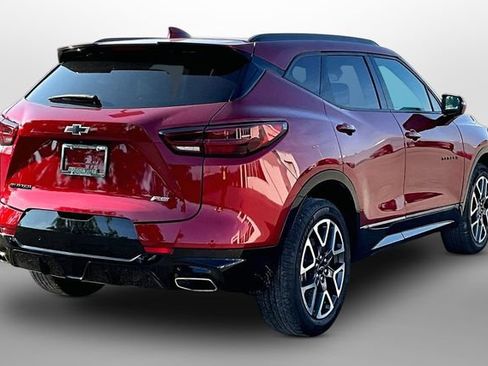 Certified 2025 Chevrolet Blazer RS FWD image 13