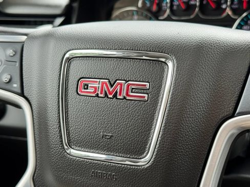 Used 2020 GMC Yukon SLT w/ Open Road Package AWD/4WD image 33