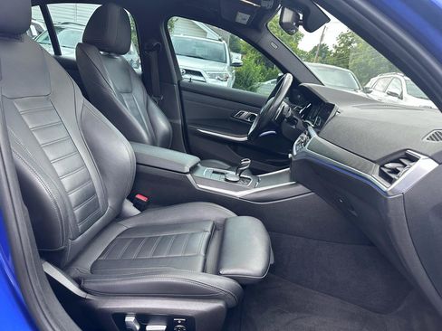 Used 2021 BMW 330i Sedan w/ M Sport Package RWD image 22