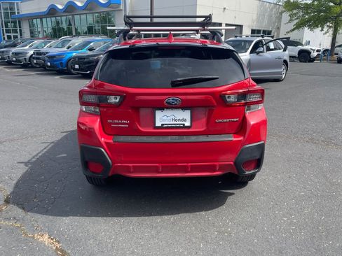 Used 2021 Subaru Crosstrek 2.0i Premium w/ Moonroof Package AWD/4WD image 4