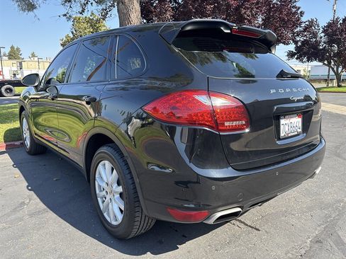 Used 2014 Porsche Cayenne AWD/4WD image 9