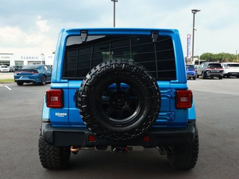 Used 2023 Jeep Wrangler Unlimited Rubicon 392 w/ Trailer Tow Package AWD/4WD image 9