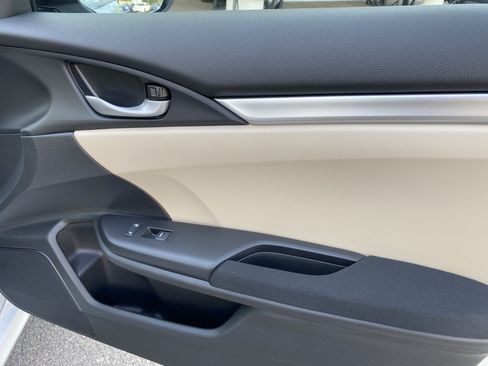 Used 2019 Honda Civic LX image 34