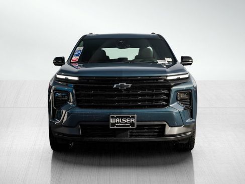 New 2026 Chevrolet Traverse LT w/ Midnight/Sport Edition image 2