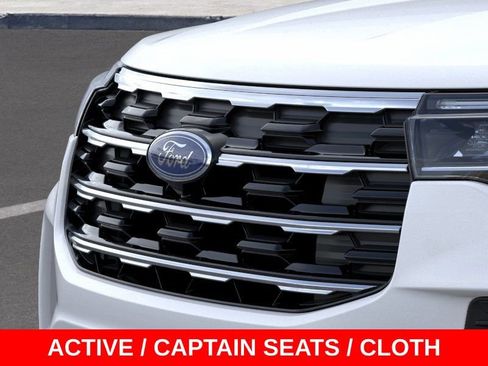 New 2026 Ford Explorer Active AWD/4WD image 17