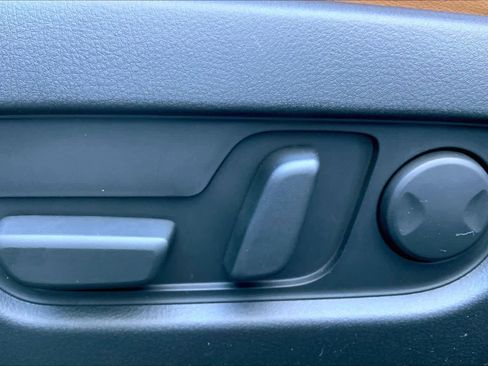 Used 2025 MAZDA CX-70 3.3 Turbo S w/ Premium Plus image 35