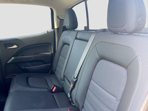 Used 2022 GMC Canyon AT4 w/ Driver Alert Package AWD/4WD image 22