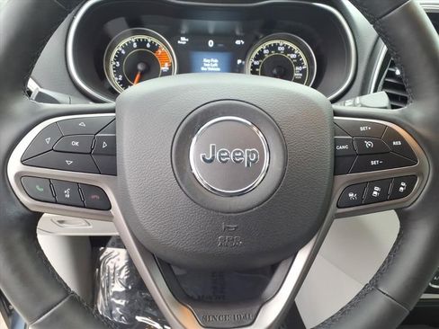 Certified 2021 Jeep Cherokee Limited w/ Elite Package image 26